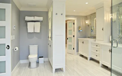 Bathroom Remodel: Should You DIY or Hire a Professional?